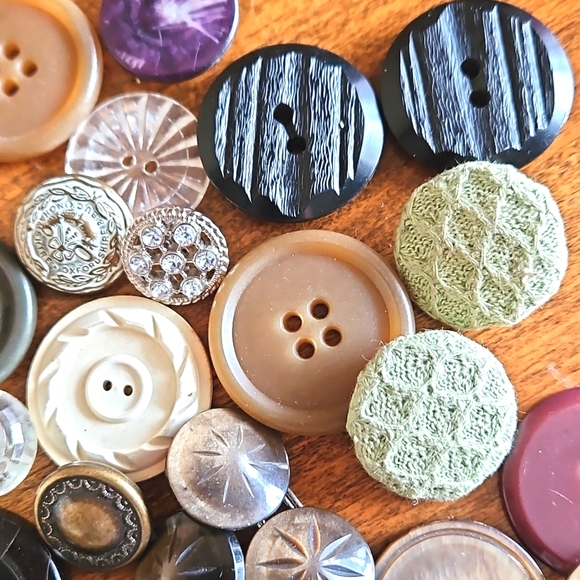 Vintage estate button lot gorgeous variety many sets crafters sewing lot - Picture 8 of 10